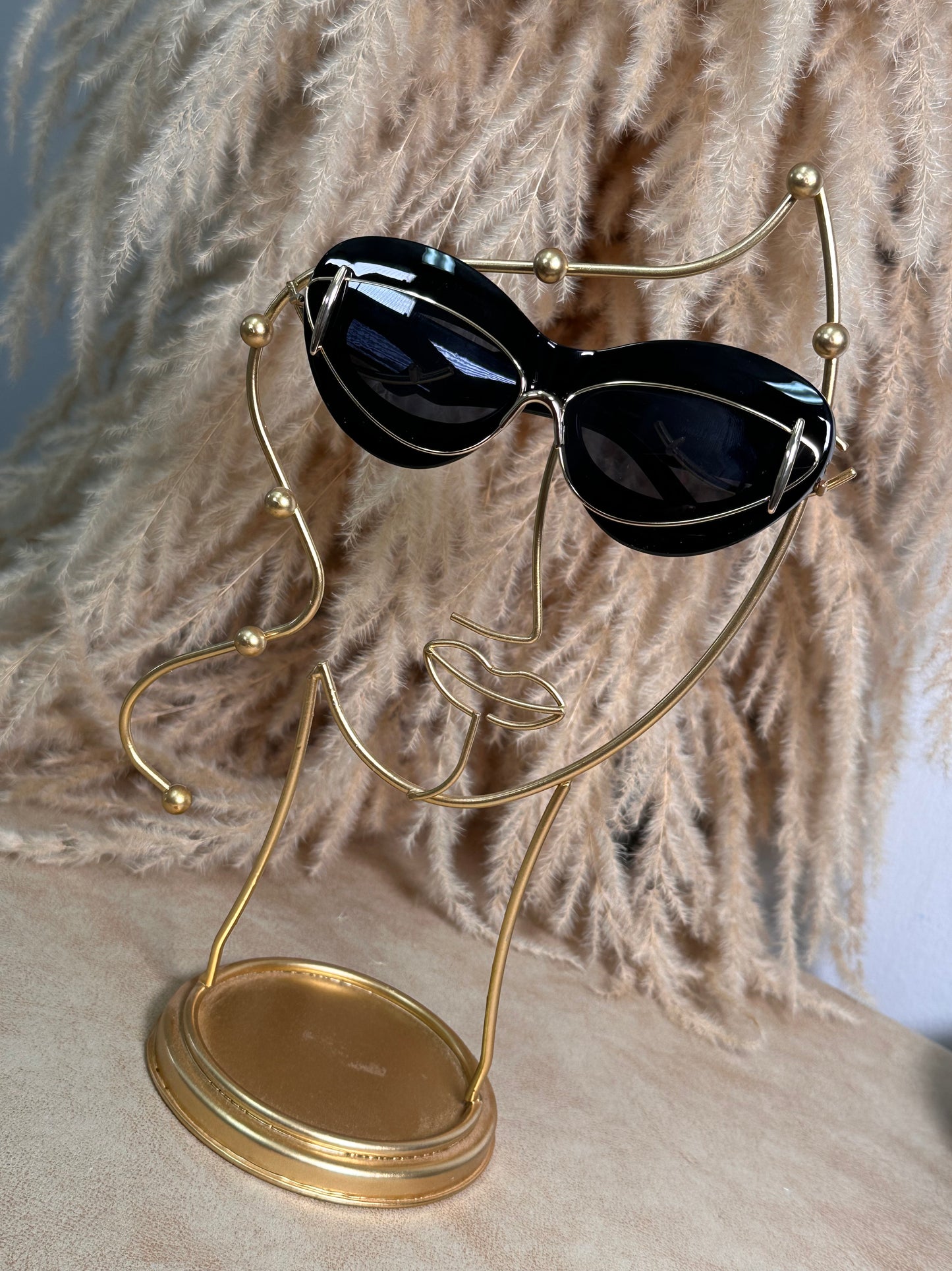 Retro Chic Sunglasses